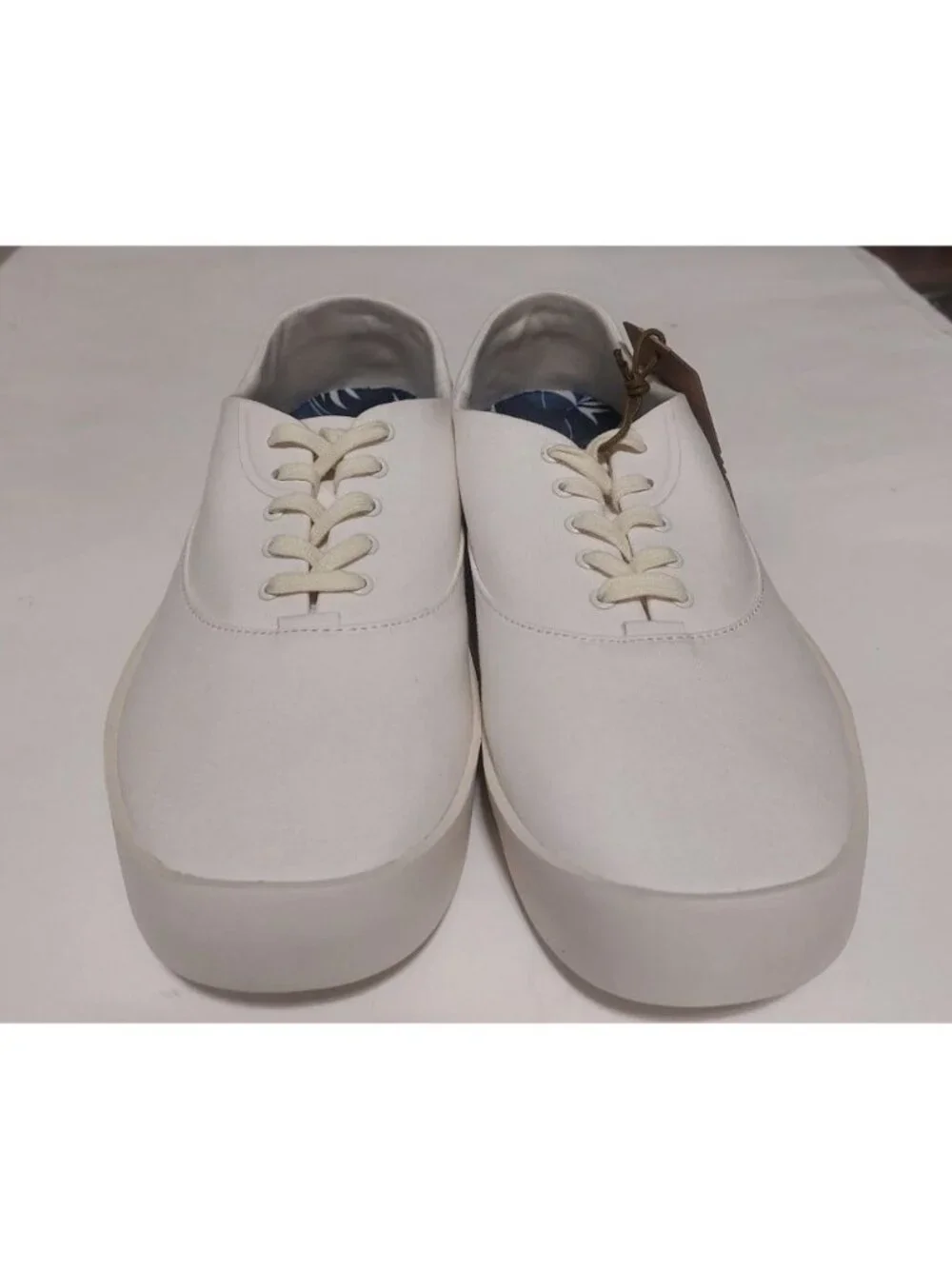Olukai Tradewind Shoes Mens Size 11 Casual Lace Up Boat Beach Sneakers Off White